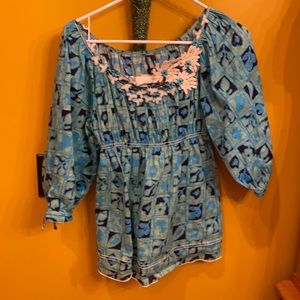 Uniquely gorgeous blouse!